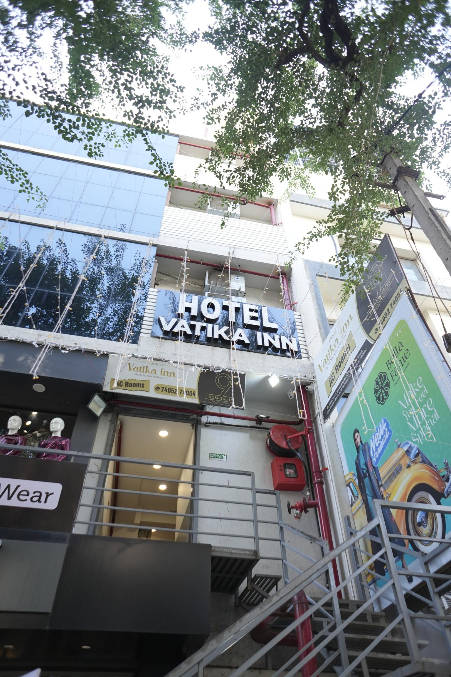 Hotel Vatika INN
